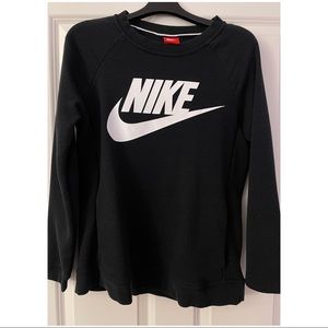 Nike black crewneck sweatshirt